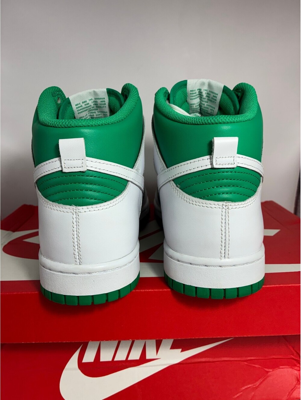 Size 10.5 - Nike Dunk High Stadium Green White - Picture 4 of 6